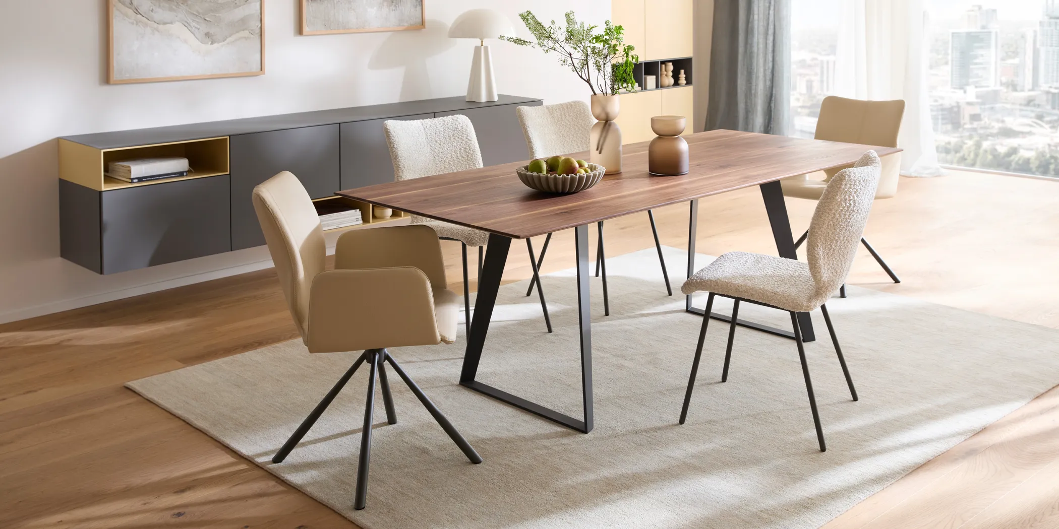 Esstisch-Contur-Cinque-Passi-Nussbaum