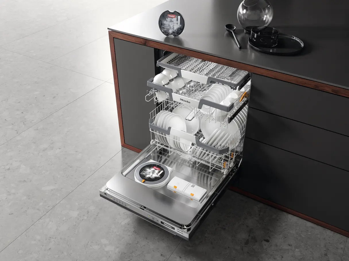 Miele-Geschirrspueler-G-7160-SCVi-AutoDos-eingebaut