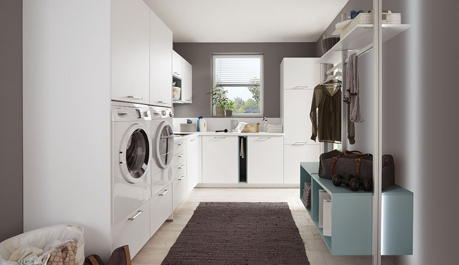 Nobilia-Laser-Hauswirtschaftsraum-mit-Garderobe