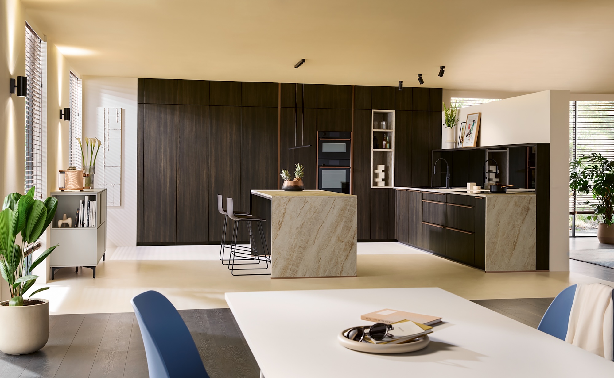 Schueller-Varese-Designkueche-Eiche-dunkel