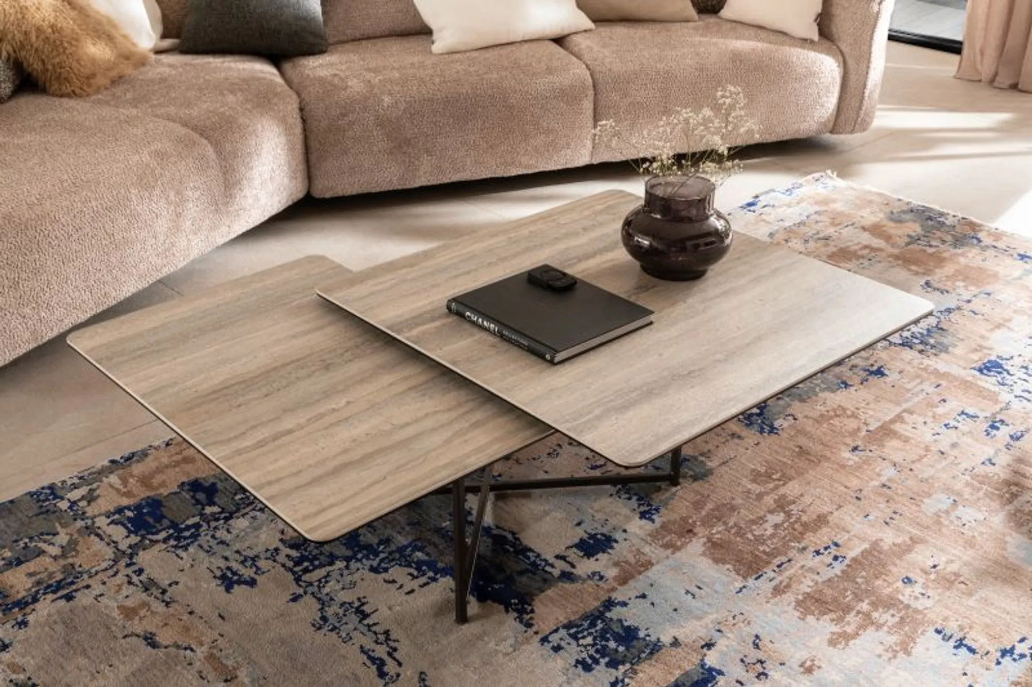 contur-couchtisch-cena-ausgezogen